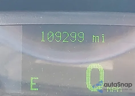 2009 Lincoln Town Car Signature Limited из США, поврежденный, VIN 2LNHM82V49X617135